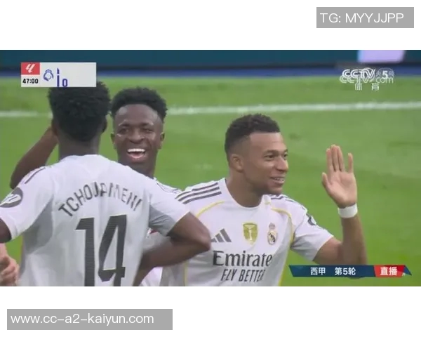 姆巴佩第一时间祝贺维尼修斯获MVP展现体育精神与友谊